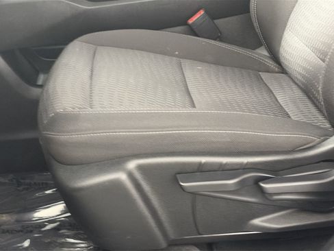 Used 2025 Chevrolet Equinox LT FWD image 17