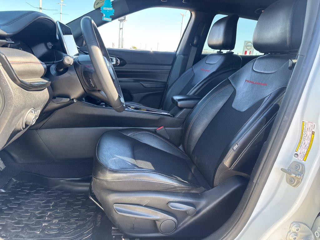 Used 2023 Jeep Compass Trailhawk AWD/4WD image 15
