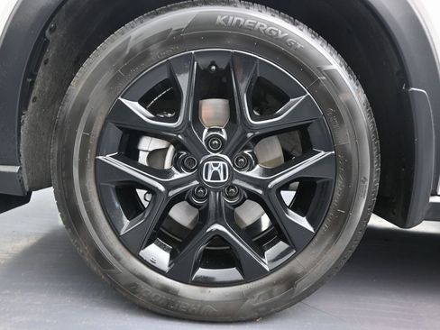 Used 2025 Honda HR-V Sport image 10