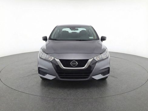 Used 2025 Nissan Versa SV FWD image 2