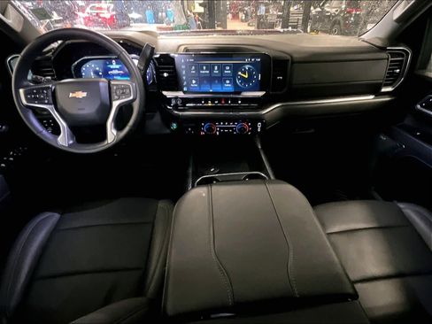 Used 2025 Chevrolet Silverado 2500 LTZ w/ LTZ Premium Package image 21