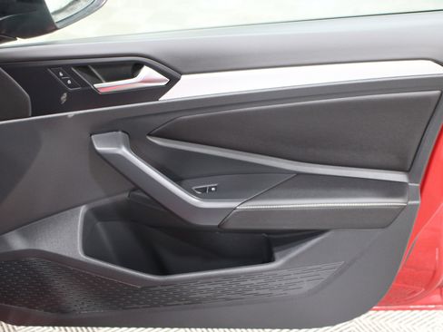 Used 2025 Volkswagen Jetta Sport image 24