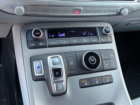 Used 2022 Hyundai Palisade SEL w/ 8P Bench Seat Package FWD image 24