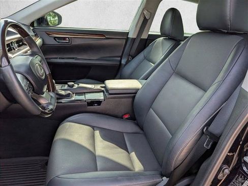 Used 2017 Lexus ES 350 w/ Premium Package FWD image 16