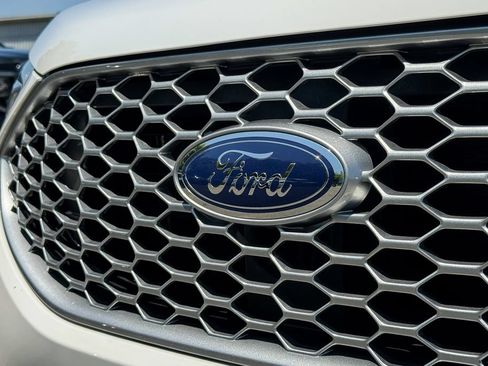 Certified 2023 Ford Edge SEL w/ Convenience Package AWD/4WD image 10
