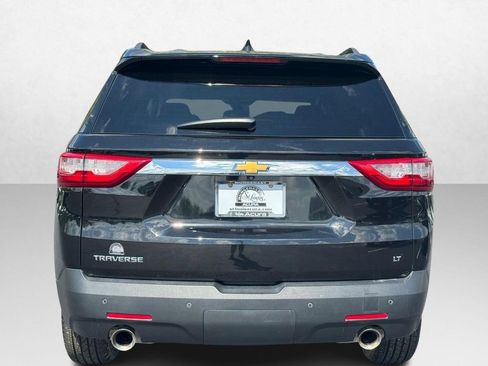 Used 2021 Chevrolet Traverse LT FWD image 8