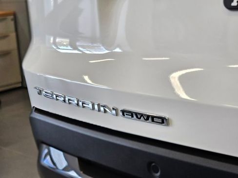 New 2026 GMC Terrain Elevation w/ Elevation Premium Package AWD/4WD image 9