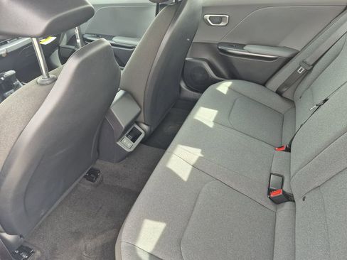 New 2026 Kia K4 LXS image 12