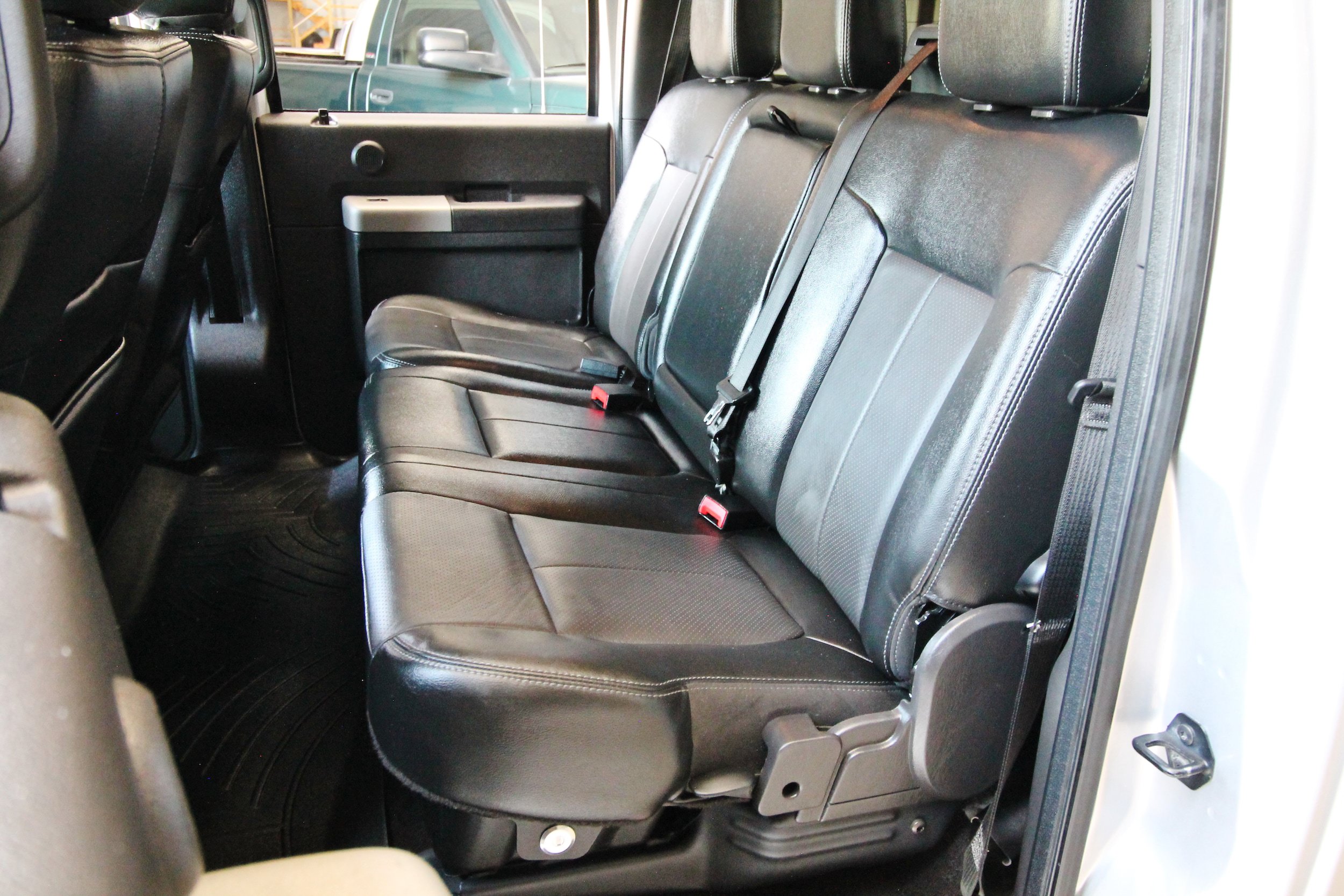 Used 2015 Ford F250 Lariat AWD/4WD image 47