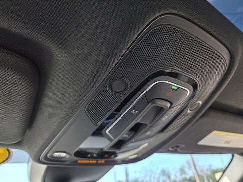 Used 2024 Audi A6 Premium Plus image 35