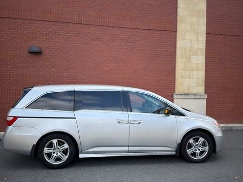 Used 2012 Honda Odyssey Touring Elite image 1