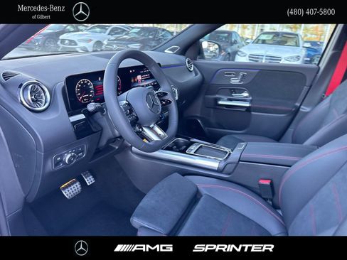 New 2026 Mercedes-Benz GLA 35 AMG 4MATIC image 9