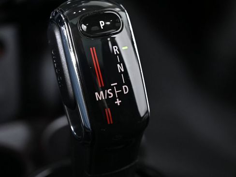 Used 2021 MINI Cooper S w/ 6.5" Touchscreen Package FWD image 23