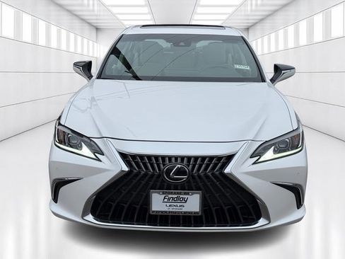 Certified 2023 Lexus ES 250 w/ Premium Package image 2