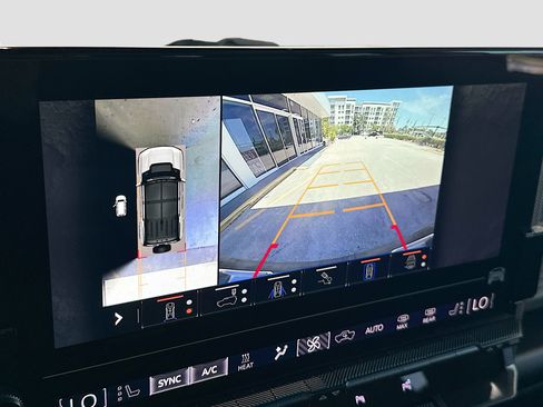 Used 2024 GMC Hummer EV 3X AWD/4WD image 15