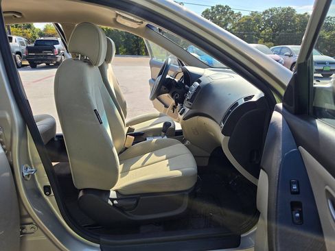 Used 2008 Hyundai Elantra GLS FWD image 30