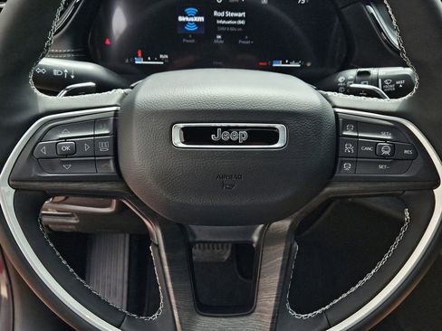 New 2026 Jeep Grand Cherokee L Limited RWD image 24