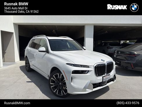 Used 2026 BMW X7 xDrive40i w/ Premium Package image 1