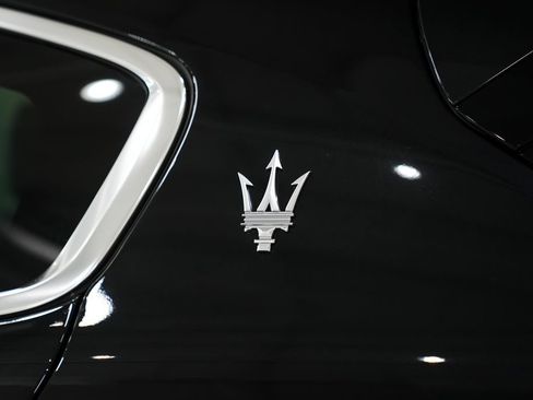 Used 2025 Maserati Grecale GT AWD/4WD image 23