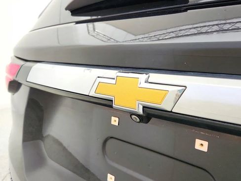 Used 2023 Chevrolet Traverse LT AWD/4WD image 36