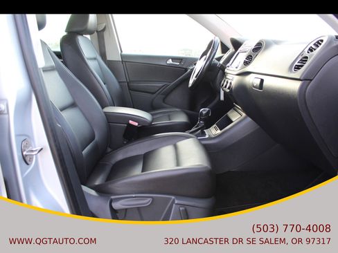 Used 2013 Volkswagen Tiguan SE FWD image 19