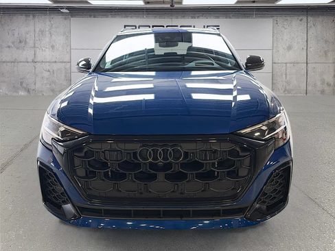 Used 2025 Audi SQ8 Prestige AWD/4WD image 6