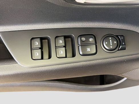 Used 2022 Kia Rio S FWD image 19
