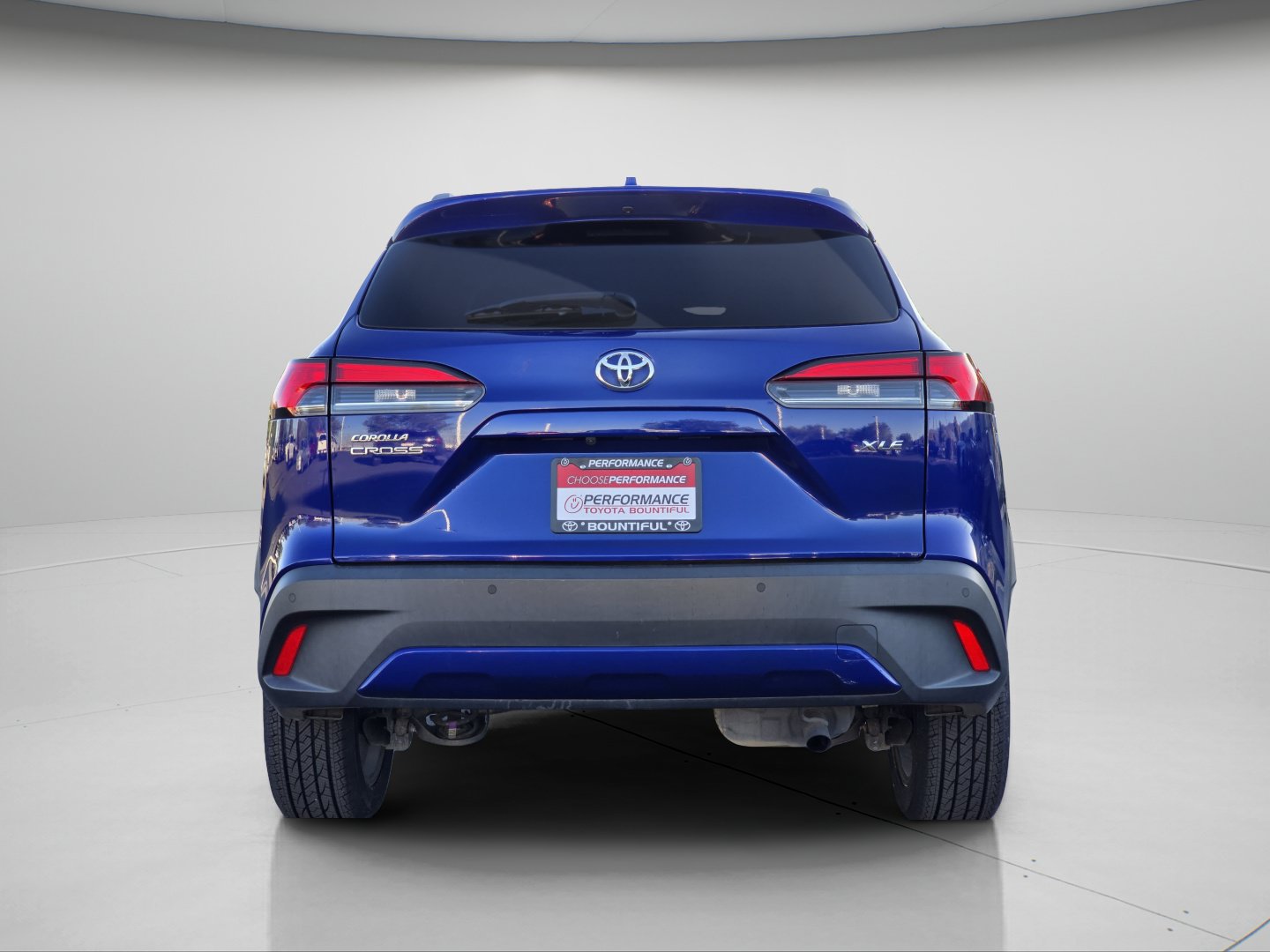 Used 2024 Toyota Corolla Cross XLE FWD image 24