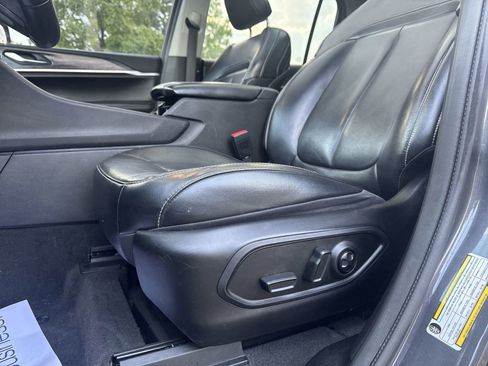 Used 2021 Jeep Grand Cherokee L Limited AWD/4WD image 28
