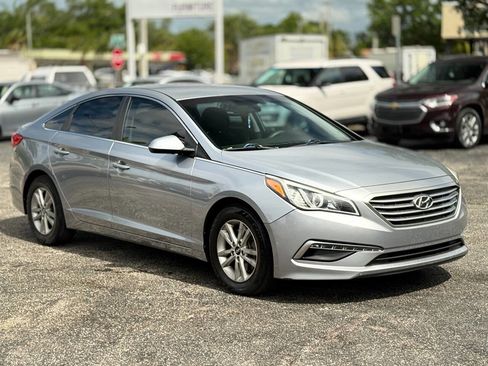 Used 2015 Hyundai Sonata SE image 10