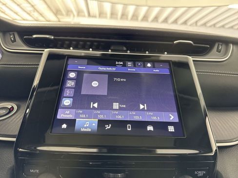 Used 2023 Jeep Grand Cherokee L Laredo AWD/4WD image 18