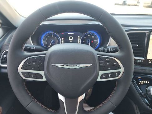 New 2026 Chrysler Pacifica Pinnacle image 11