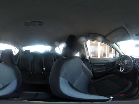 Used 2025 Nissan Versa SV FWD image 42