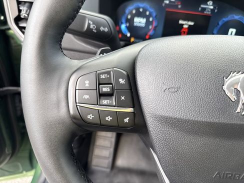 Used 2025 Ford Bronco Sport Badlands image 24