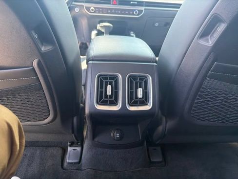 Used 2024 Kia Sorento S w/ Panoramic Sunroof Package FWD image 28