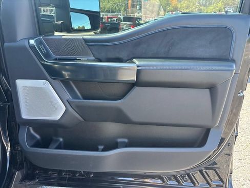 Used 2025 Ford F250 Platinum AWD/4WD image 14