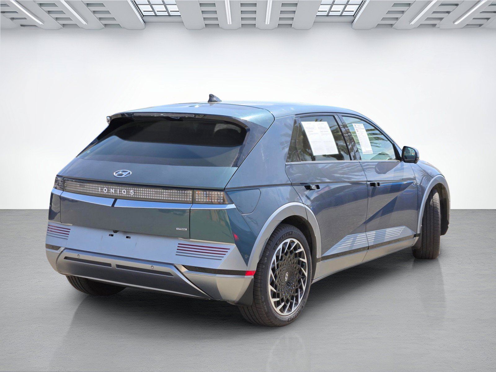 Certified 2023 Hyundai Ioniq 5 Limited AWD/4WD image 4