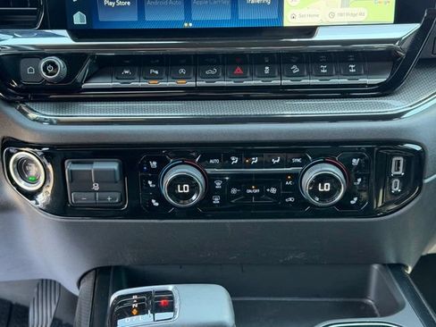 Certified 2023 Chevrolet Silverado 1500 ZR2 w/ Technology Package AWD/4WD image 33