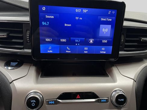 Used 2023 Ford Explorer XLT w/ Equipment Group 202A RWD image 13