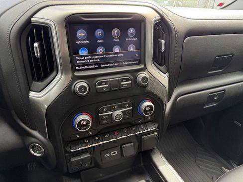 Used 2022 Chevrolet Silverado 1500 RST w/ All Star Edition Plus AWD/4WD image 18