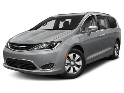 Certified 2019 Chrysler Pacifica Limited w/ Advanced Safetytec Group