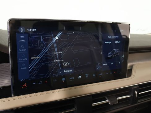 Used 2024 Lincoln Corsair FWD image 7