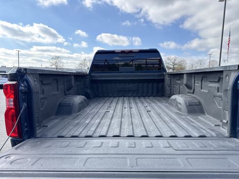 Used 2022 Chevrolet Silverado 3500 High Country w/ LPO, Hitch Package image 32