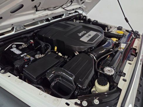 Used 2015 Jeep Wrangler Unlimited Sport w/ Quick Order Package 24S image 82