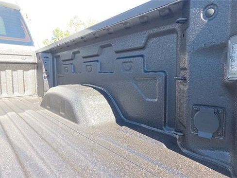 New 2026 GMC Sierra 2500 SLT w/ SLT Premium Package image 42