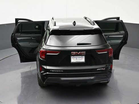 Used 2026 GMC Terrain AT4 AWD/4WD image 37