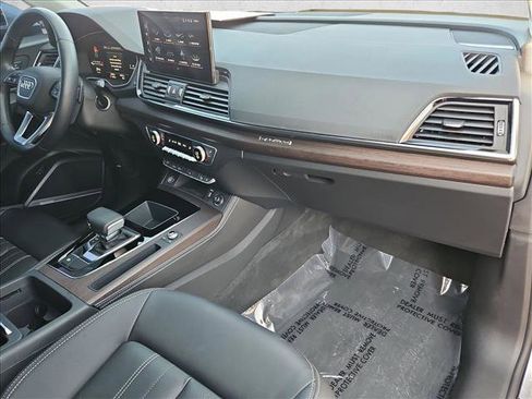 Used 2022 Audi Q5 2.0T Premium Plus image 21