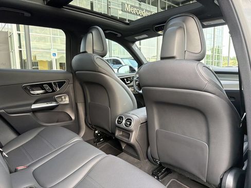 Certified 2026 Mercedes-Benz GLC 300 4MATIC image 17