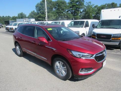 Used 2020 Buick Enclave Essence w/ Sound and Sites Package AWD/4WD image 4