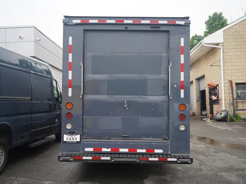 Used 2021 Ford Transit 350 DRW RWD image 9